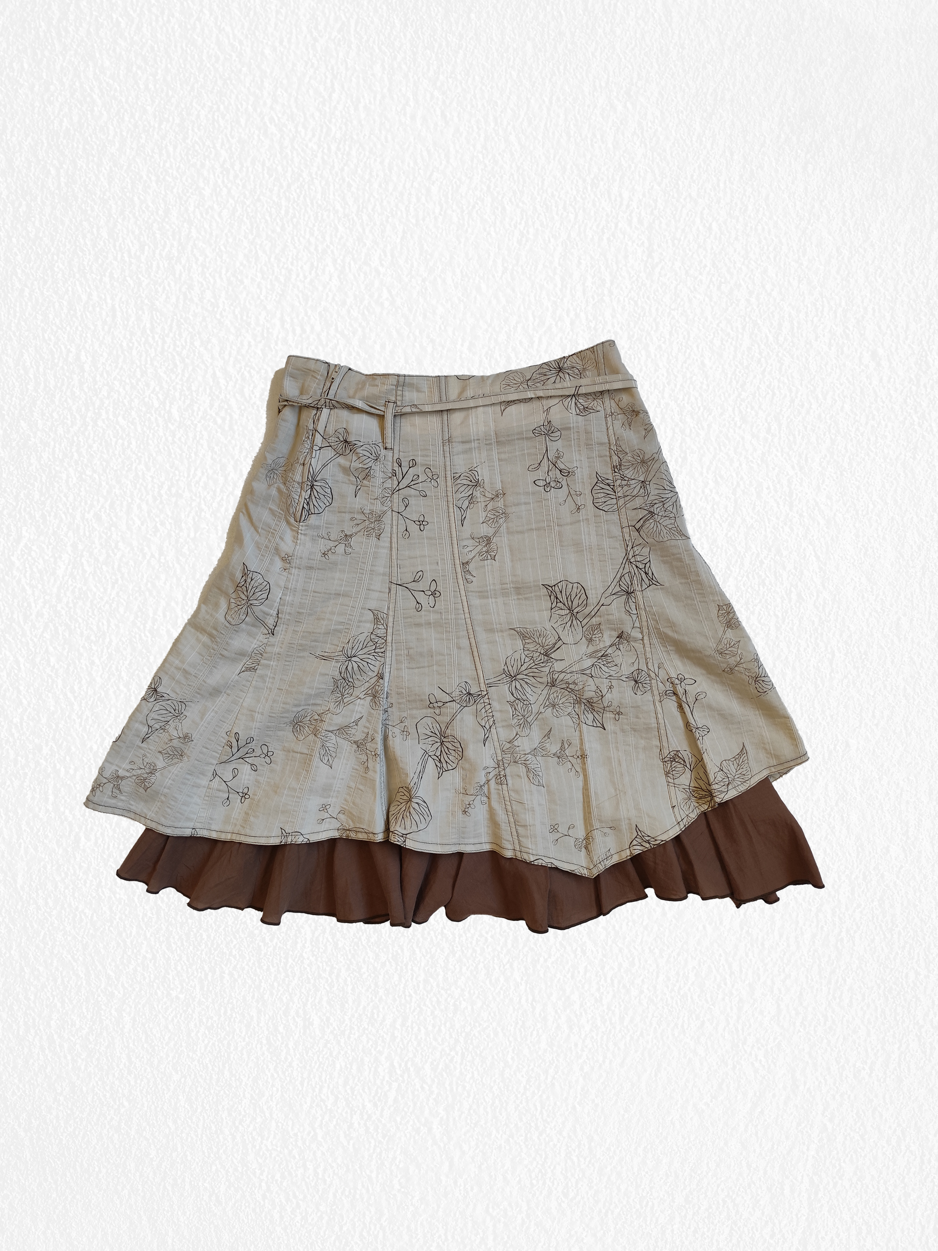 Jupe beige style japonais avec motif floral
