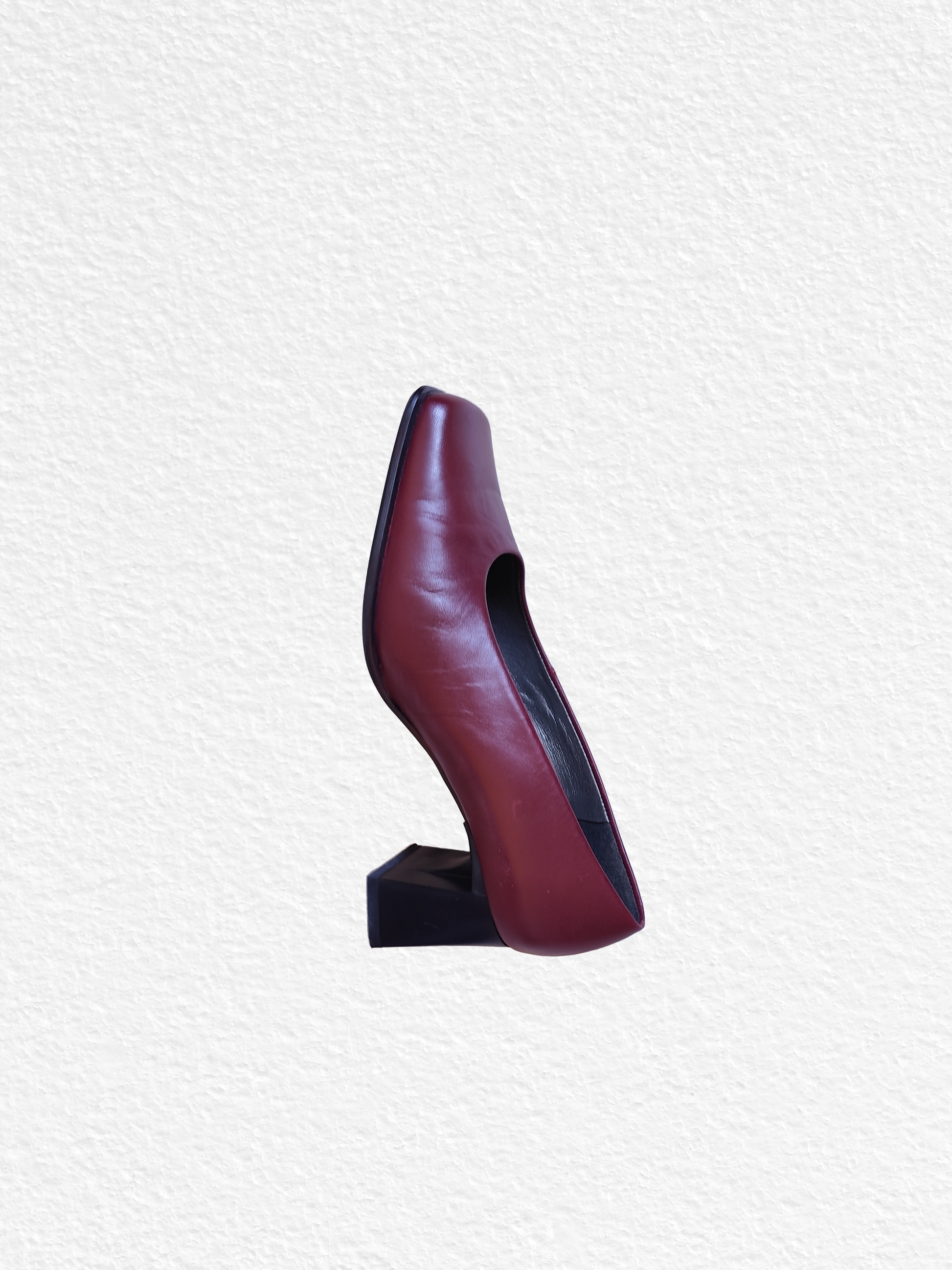 chaussures en cuir bordeaux à talon bloc