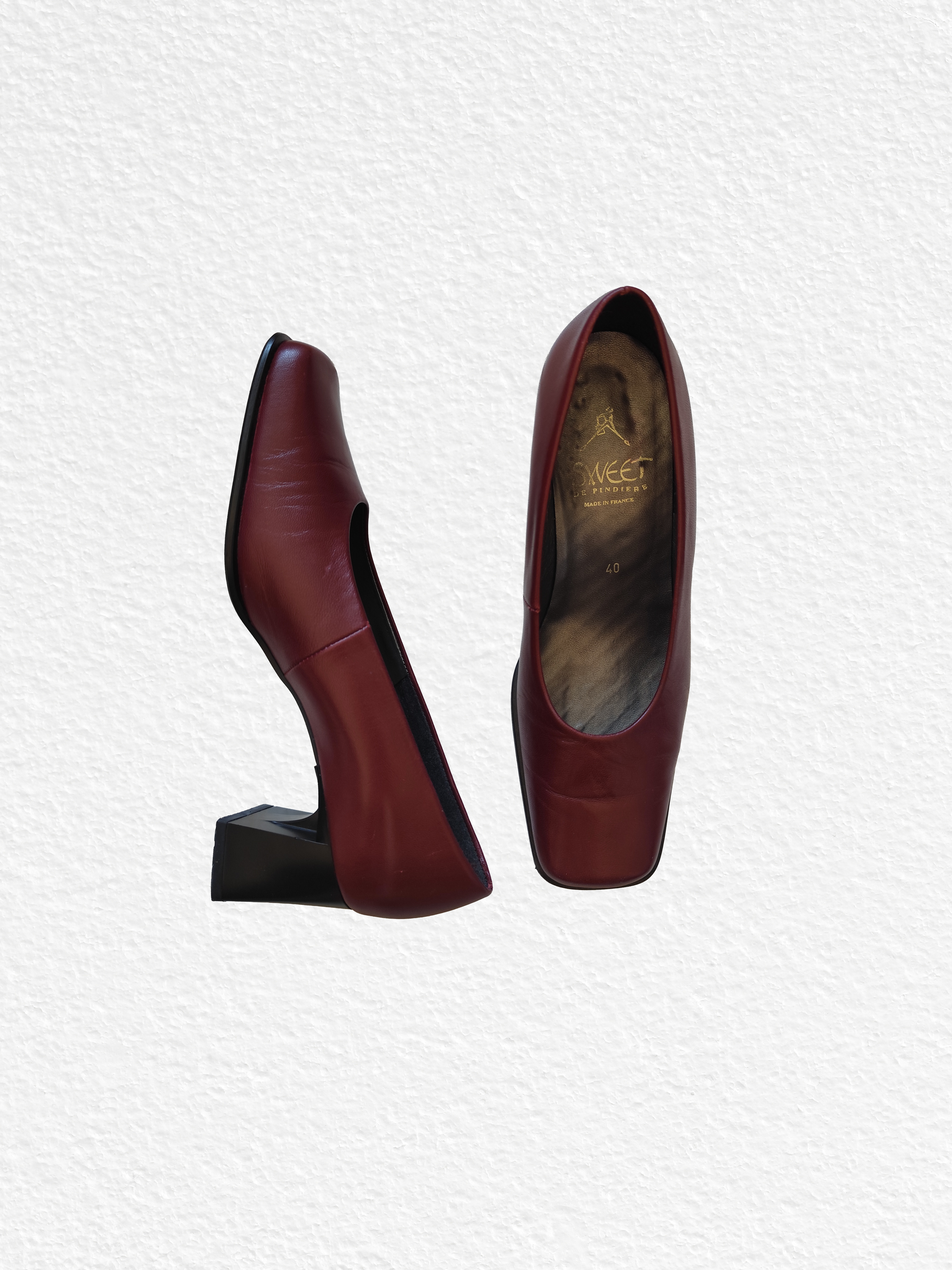 chaussures en cuir bordeaux à talon bloc