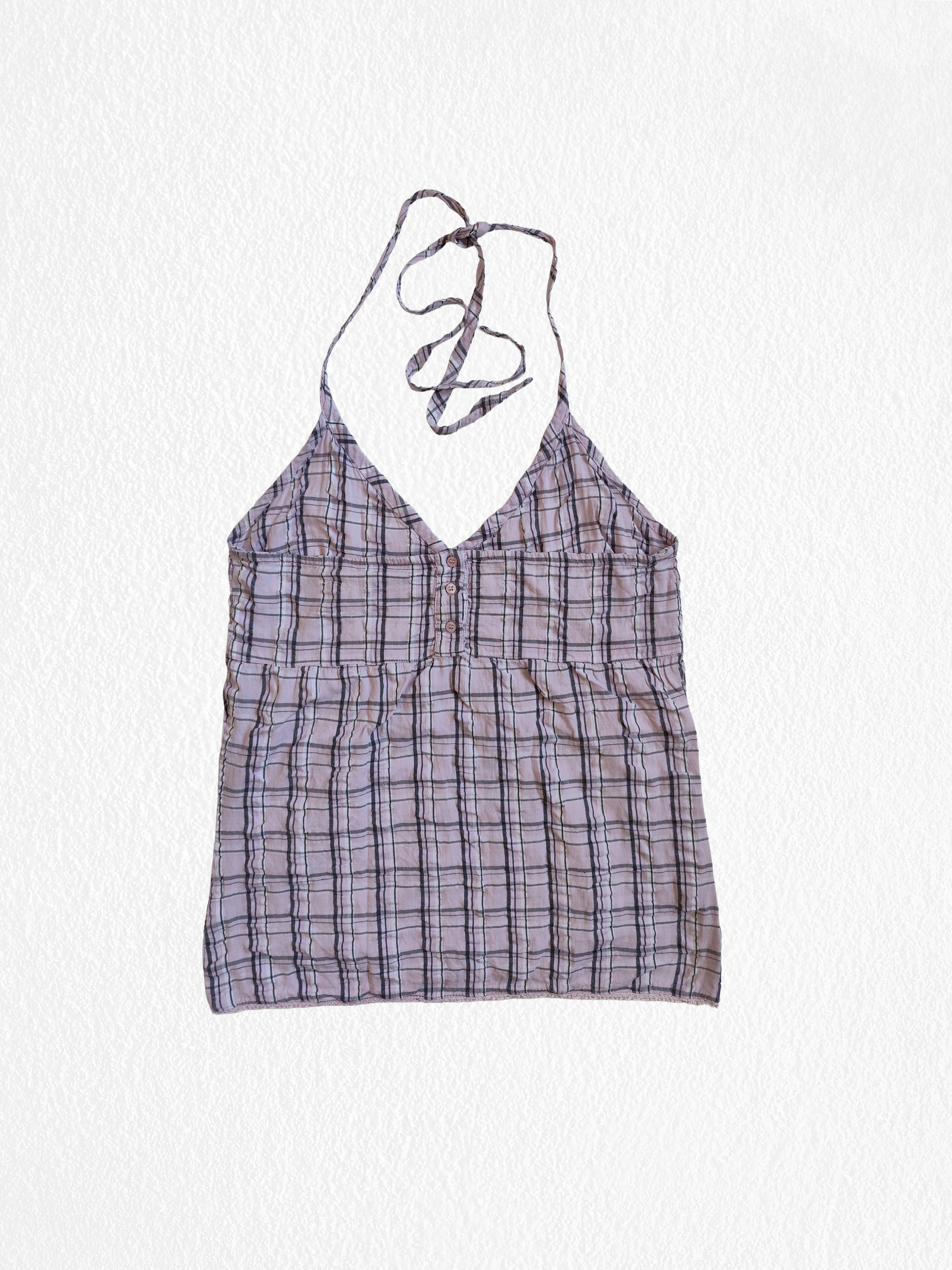 Haut vintage avec motif à carreaux.