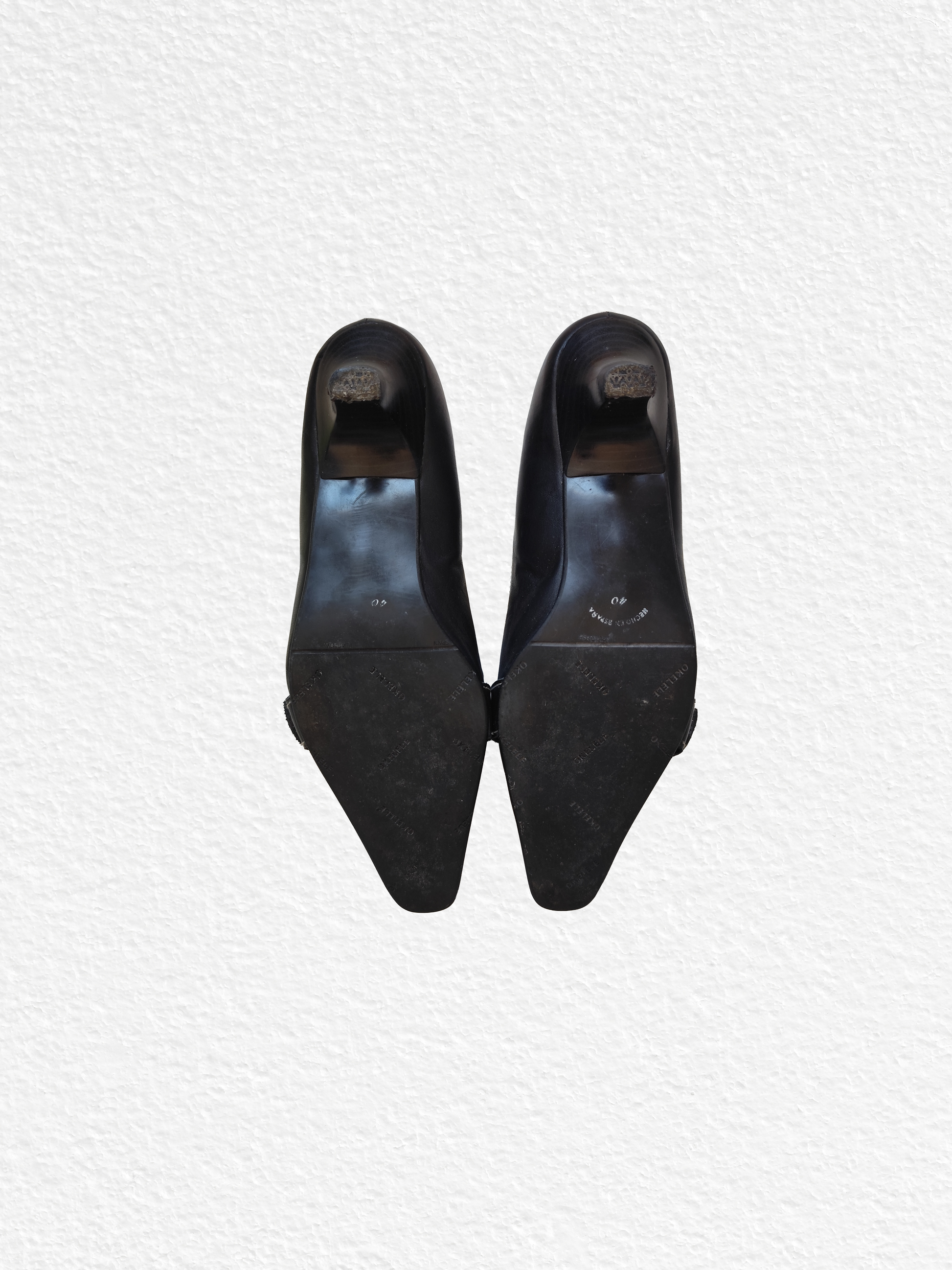 chaussures en cuir noir