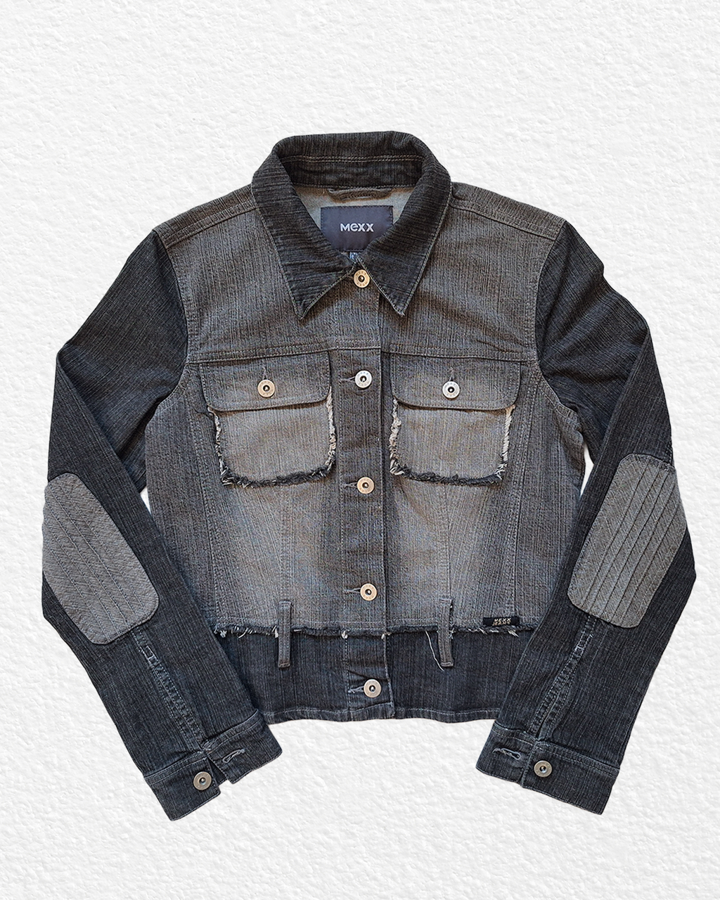 Denim jacket with details - S