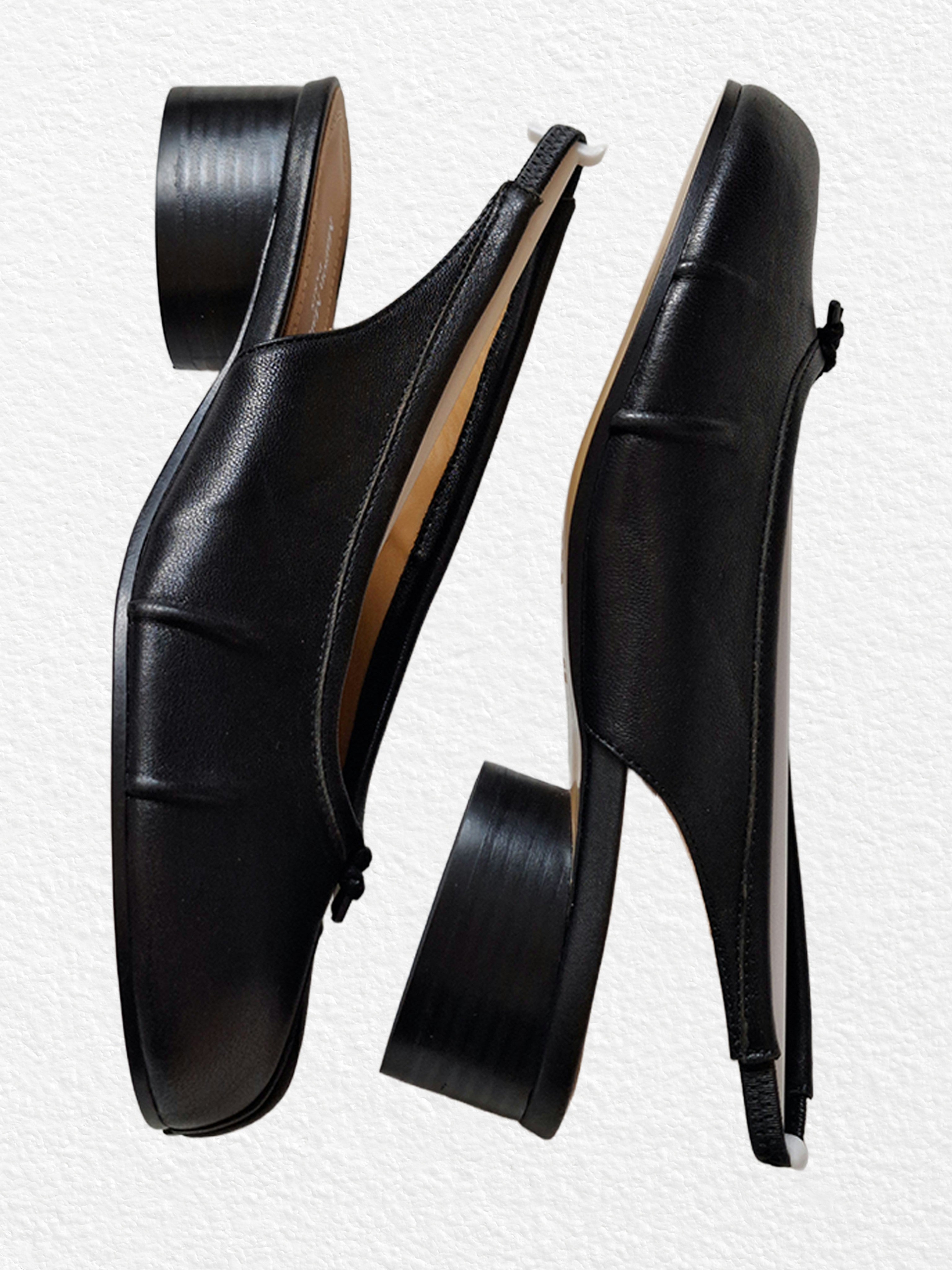 Maison Margiela tabi in genuine leather