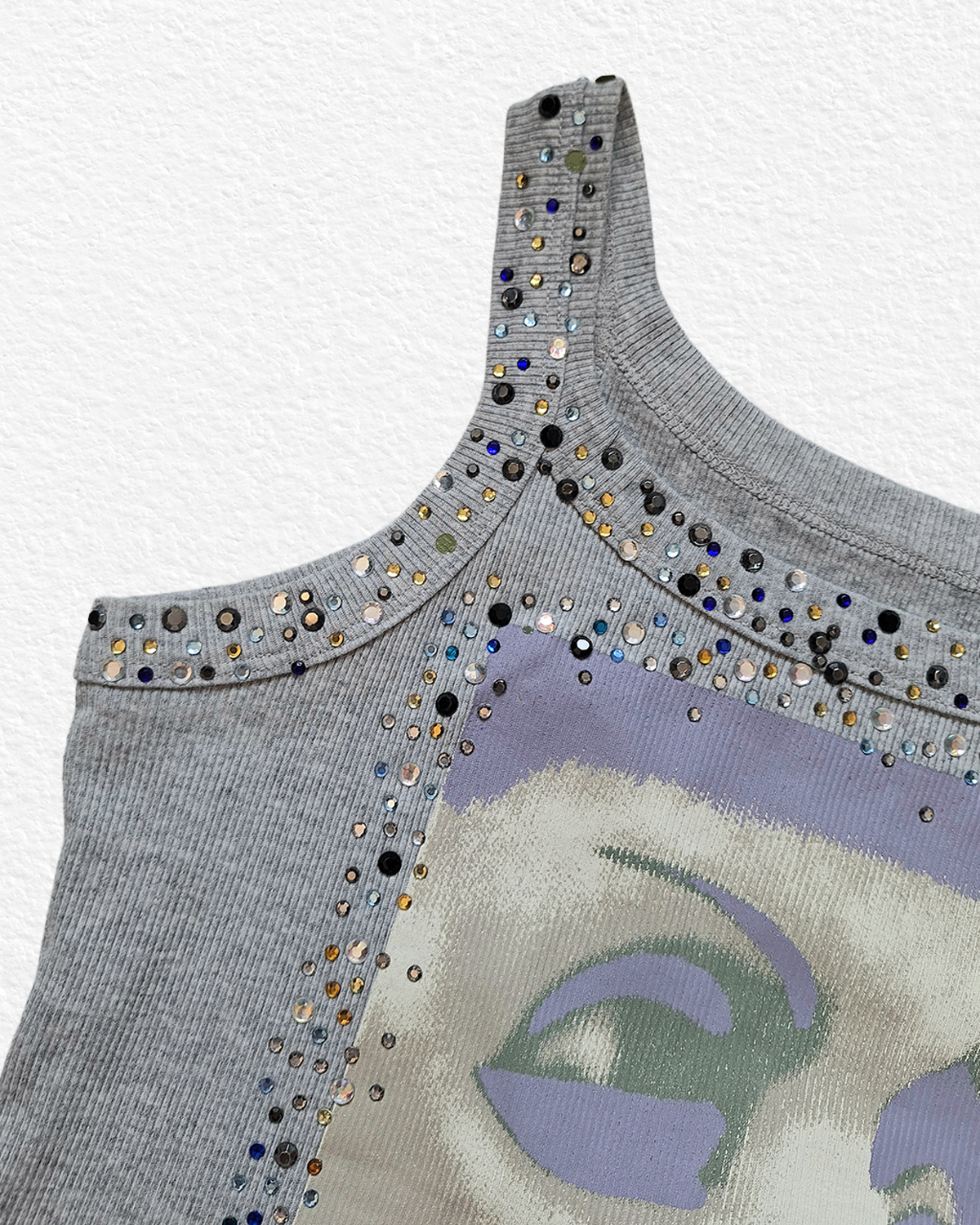 Grey rhinestone graphic tank top - M
