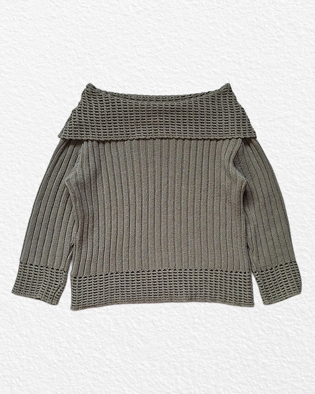 Light olive green sweater - M
