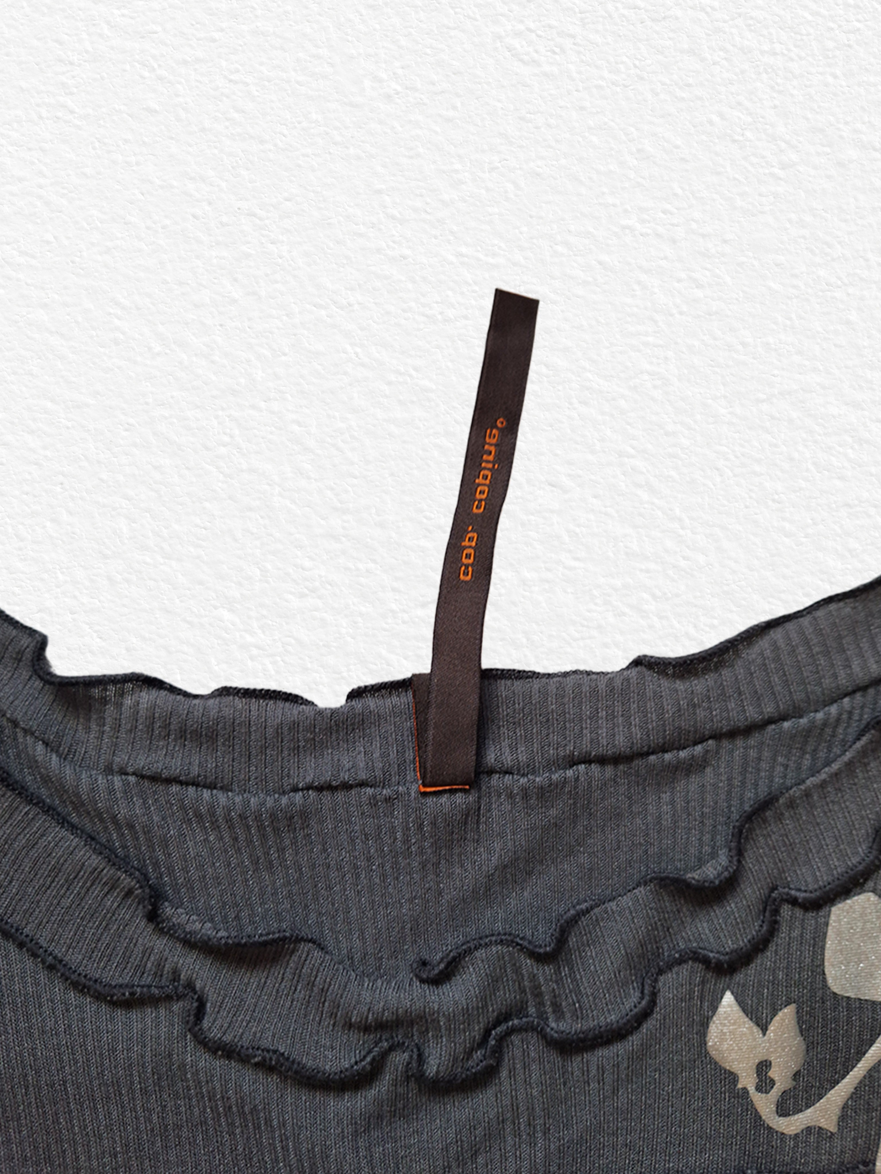 Cop Copine grey sleeveless top with floral print