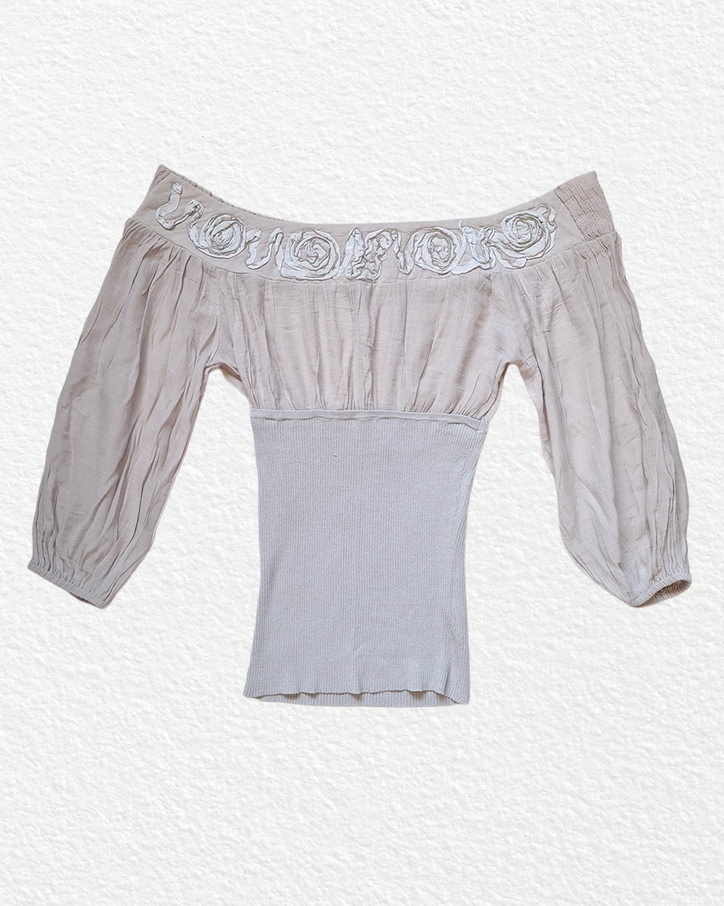 Light grey off-shoulder balloon sleeve top - L