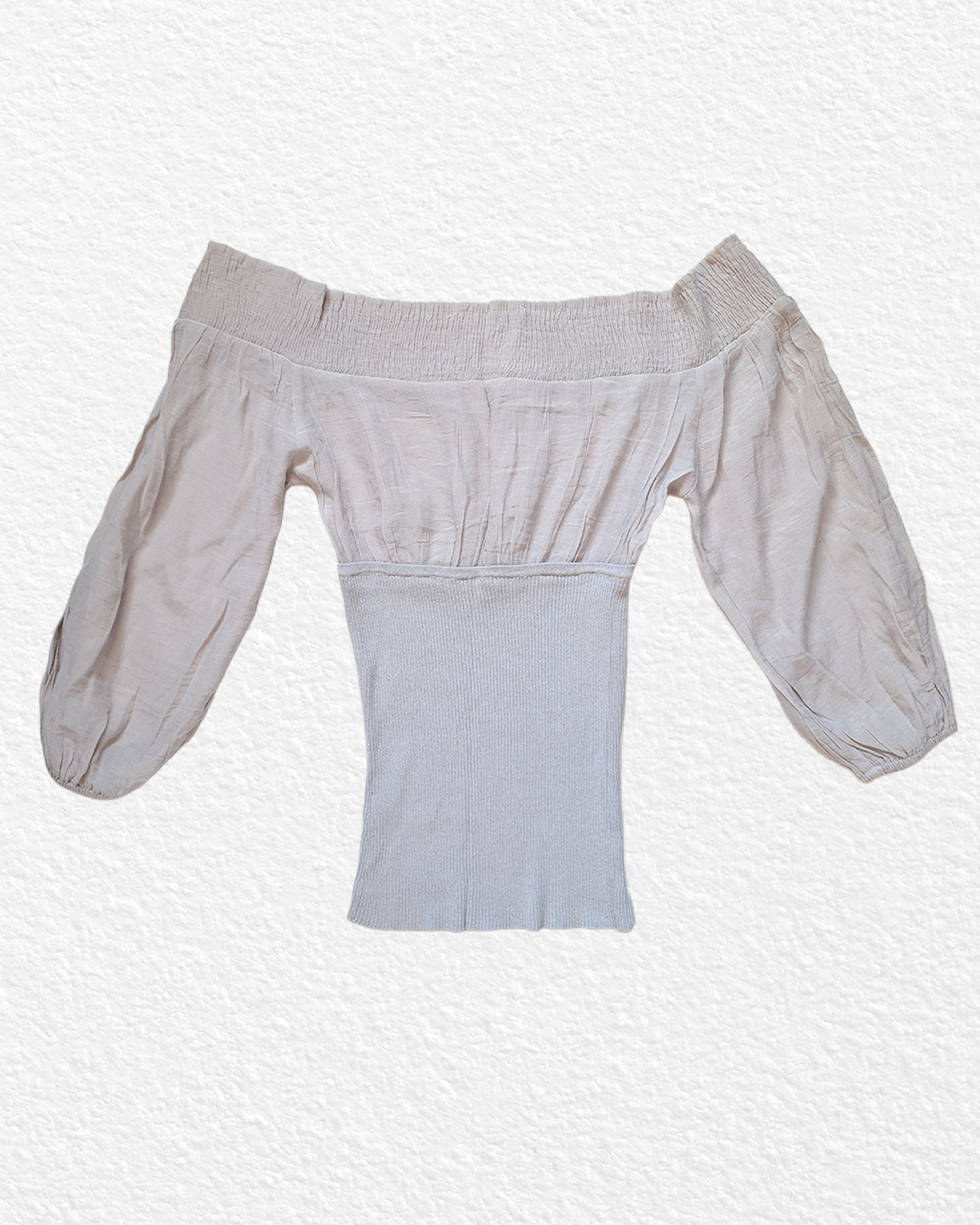 Light grey off-shoulder balloon sleeve top - L
